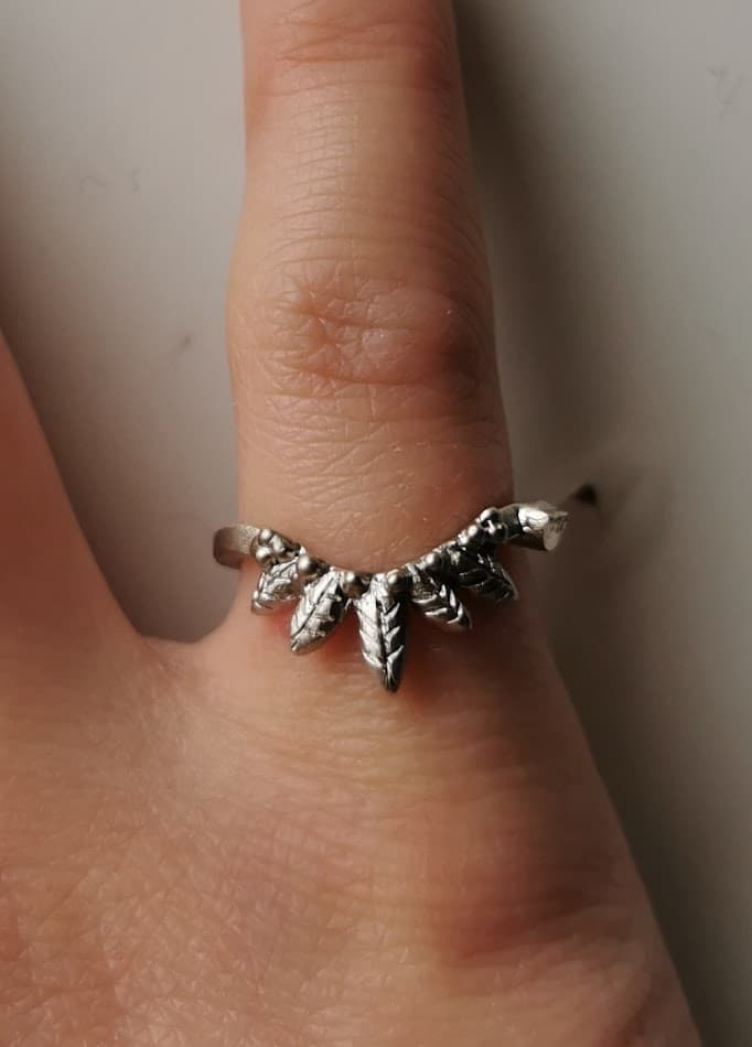 2023 — Tide & Leaf Wedding Rings 1